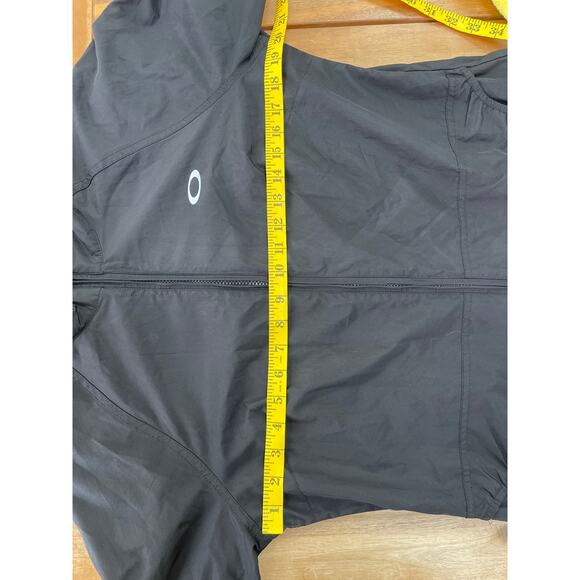 Oakley Womens SZ Medium Black Full Zip Windbreaker Jacket Coat Lightweight Golf - Picture 6 of 8